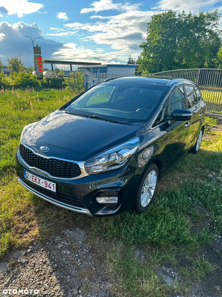 Kia Carens 1.7 CRDi 115 Dream Team Edition - 1