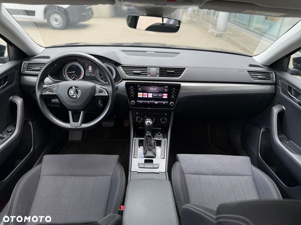 Skoda Superb 2.0 TDI DSG Ambition - 19