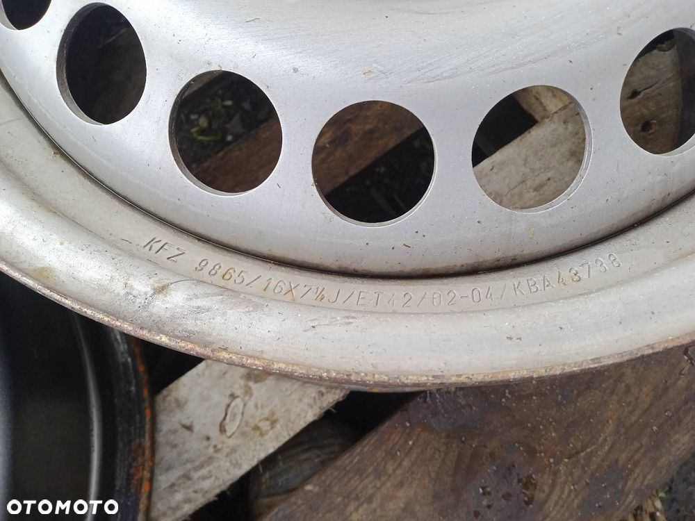 FELGA STALOWA R16 MERCEDES-BENZ VITO 2.3 5X112 16X7 1/2J ET42 - 2