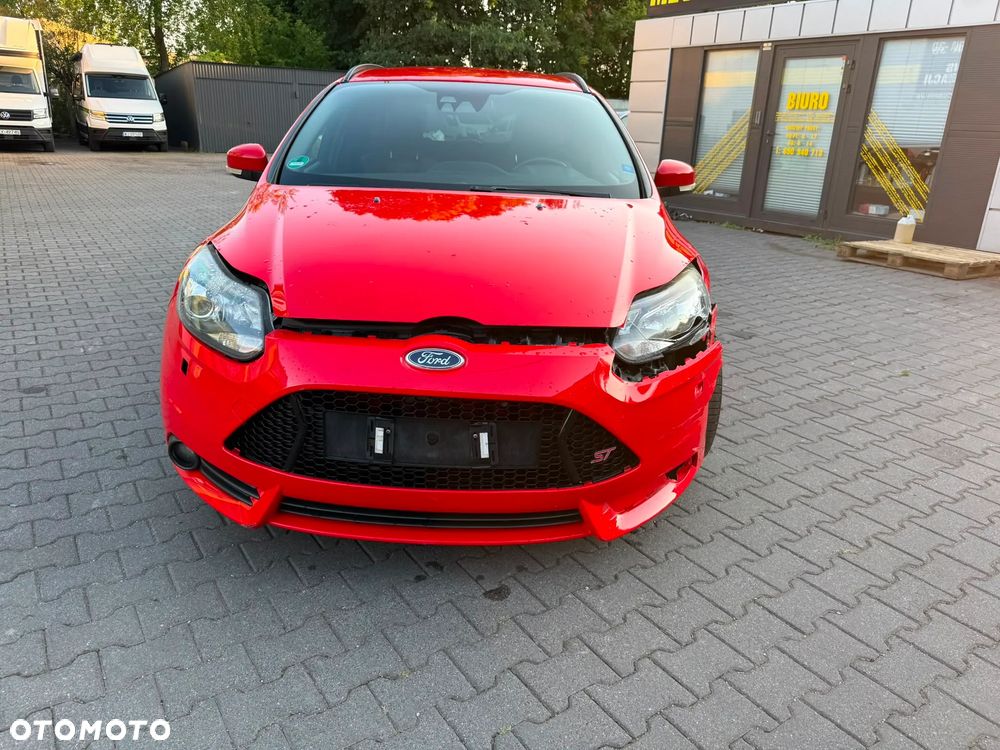 Ford Focus 2.0 EcoBoost ST mit Leder-Exclusiv-Paket - 3