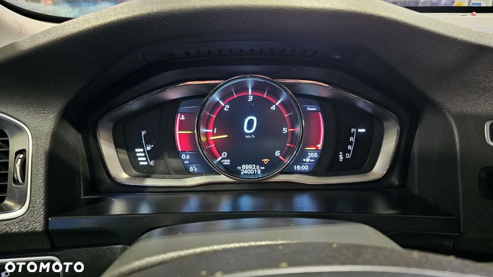 Volvo V60 D4 AWD Drive-E Summum - 36