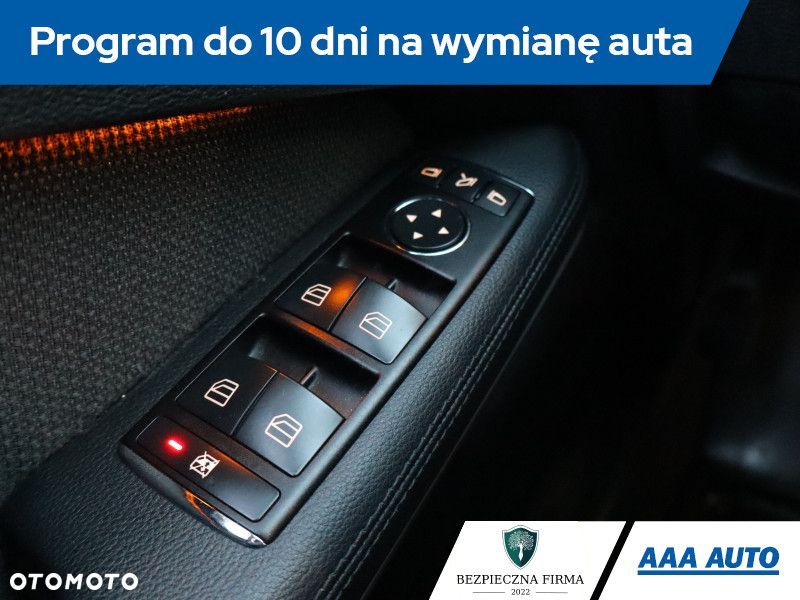 Mercedes-Benz Klasa E - 19