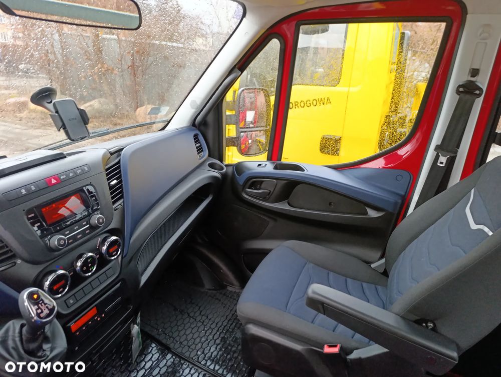 Iveco DAILY 70C21A8P - 21