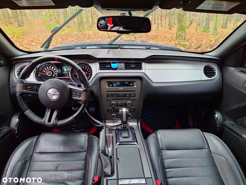 Ford Mustang 3.7 V6 Premium - 11