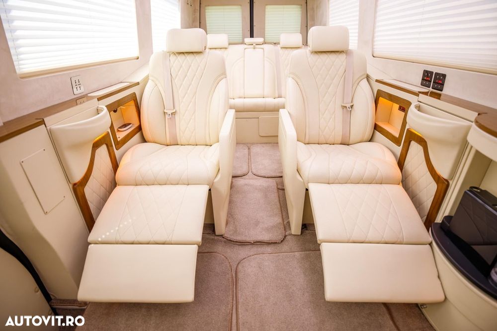 Mercedes-Benz sprinter - 25