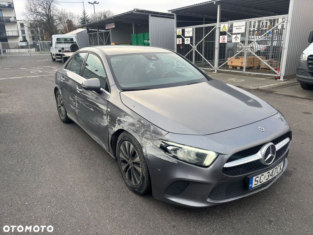 Mercedes-Benz Klasa A 180 Progressive 7G-DCT - 2