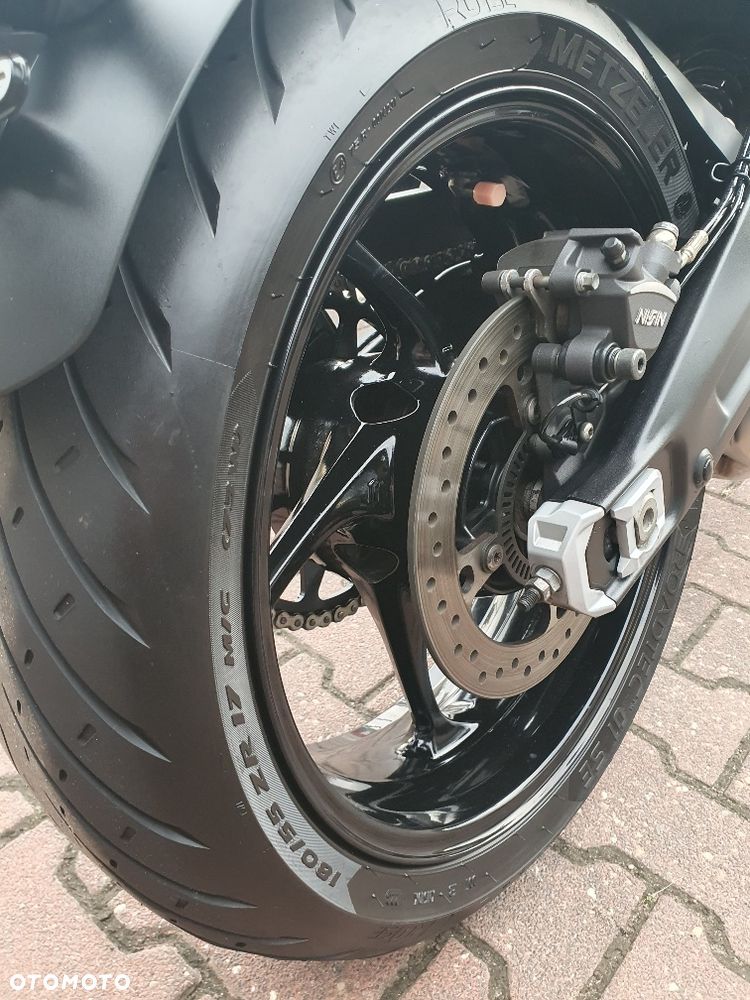 Triumph Trident - 33