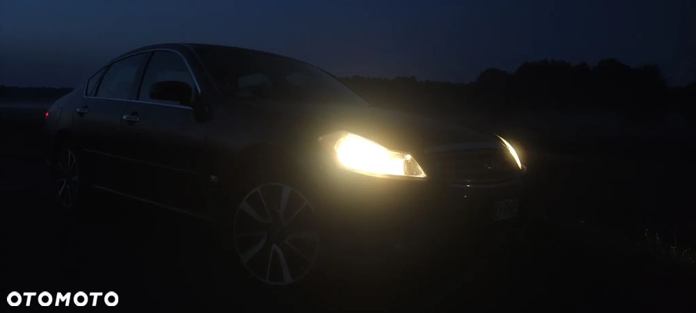 Infiniti M - 39