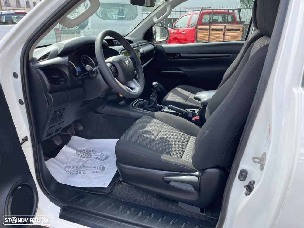 Toyota Hilux HILUX 2.4 D 4W2 VIII (150CV) - 9