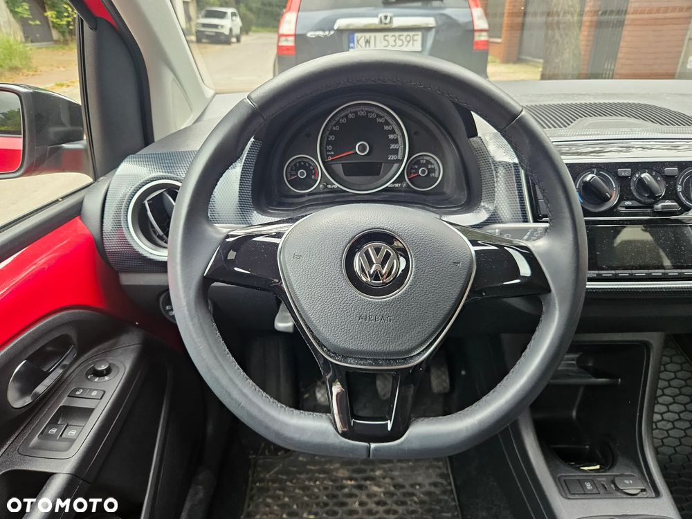 Volkswagen up! - 23