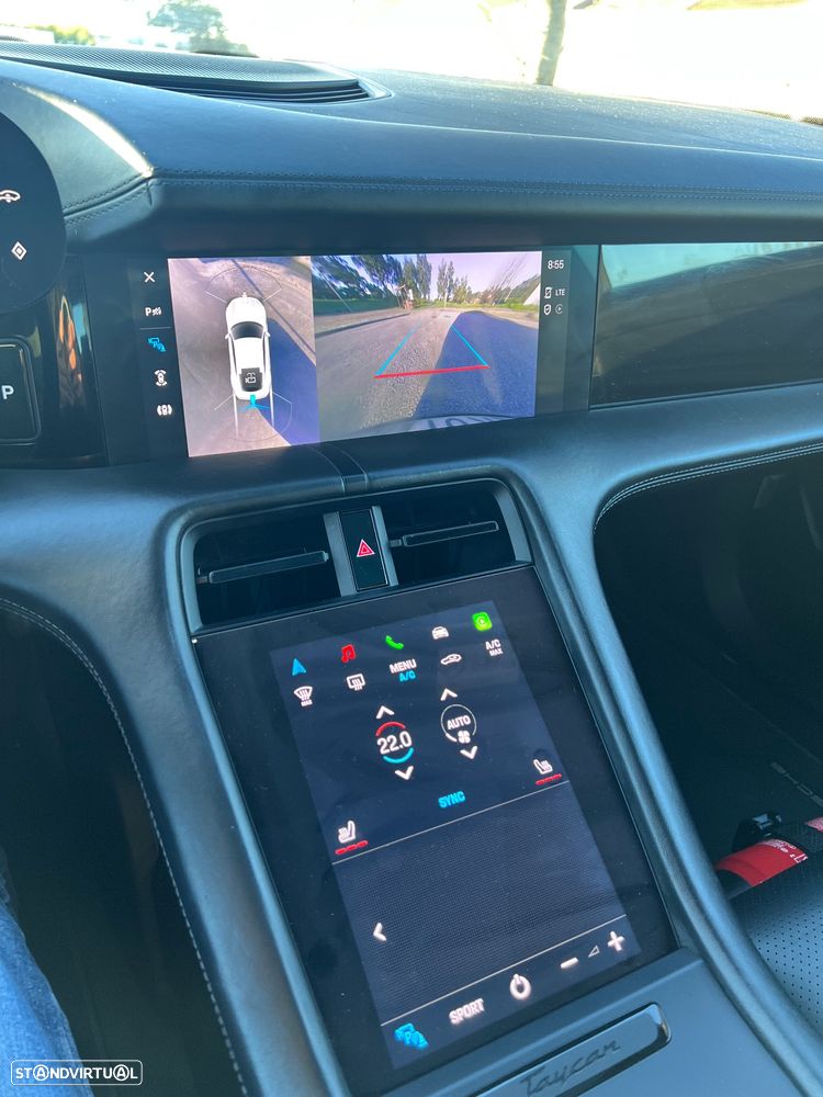 Porsche Taycan 4S - 18