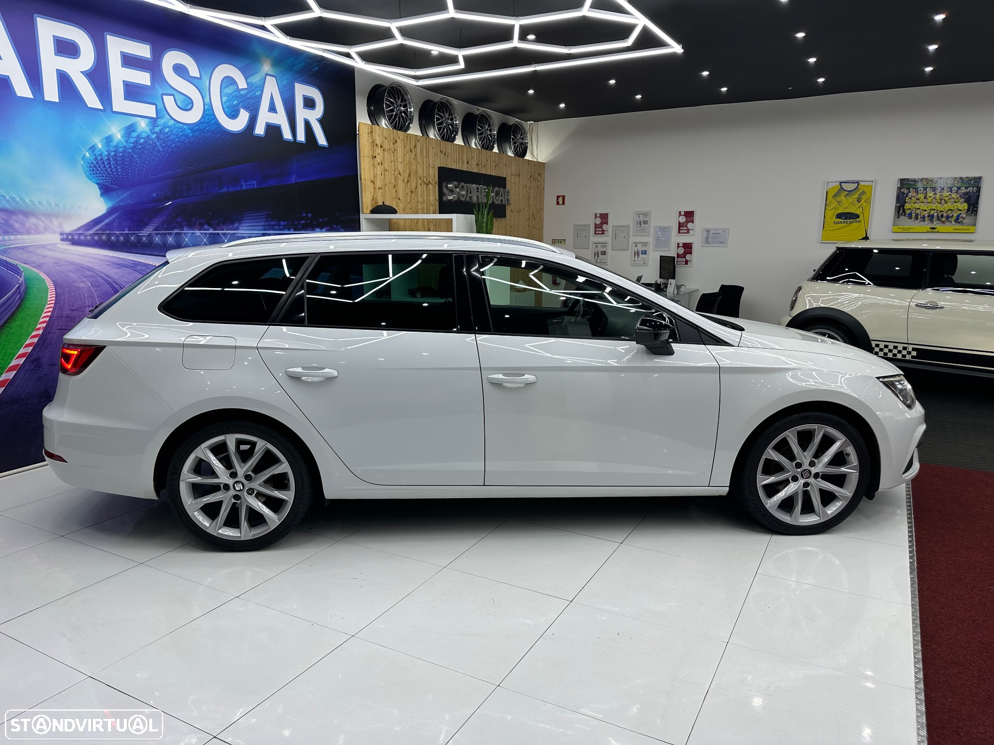 SEAT Leon ST 2.0 TDI FR - 4