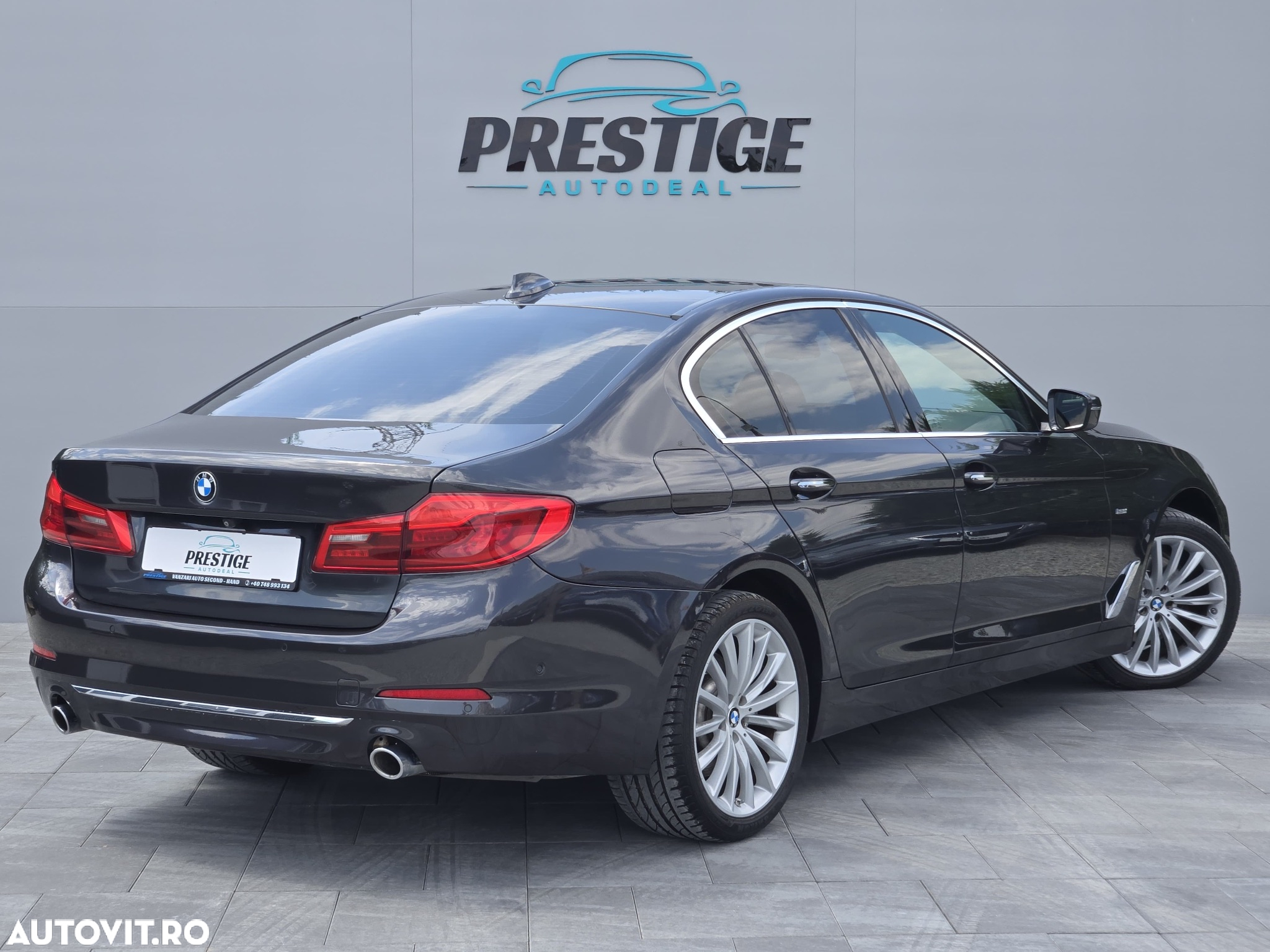 BMW Seria 5 520d xDrive Aut. Luxury Line - 4