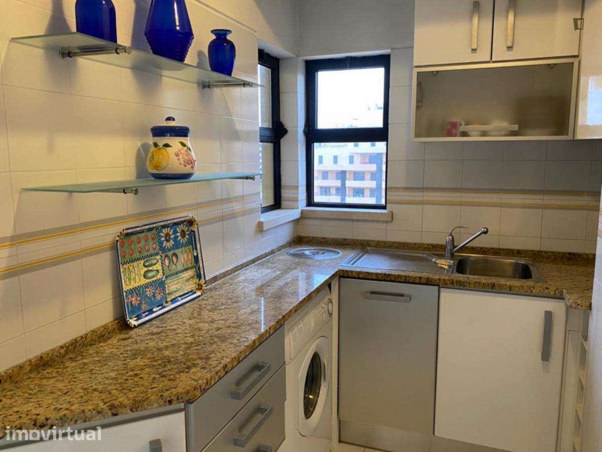 Apartamento com 1 quartos - localizado em Portimao - Grande imagem: 4/13