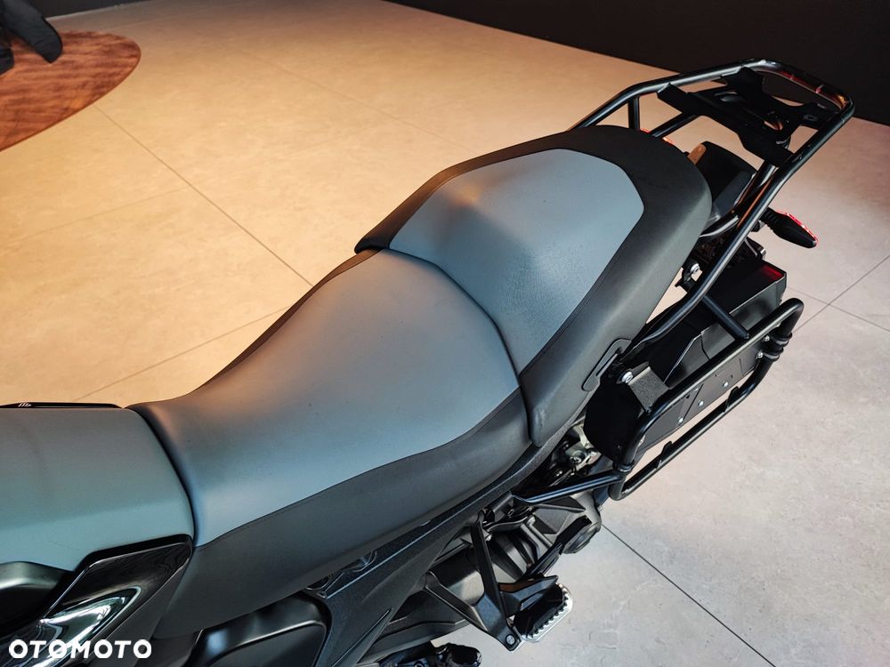 BMW R - 18