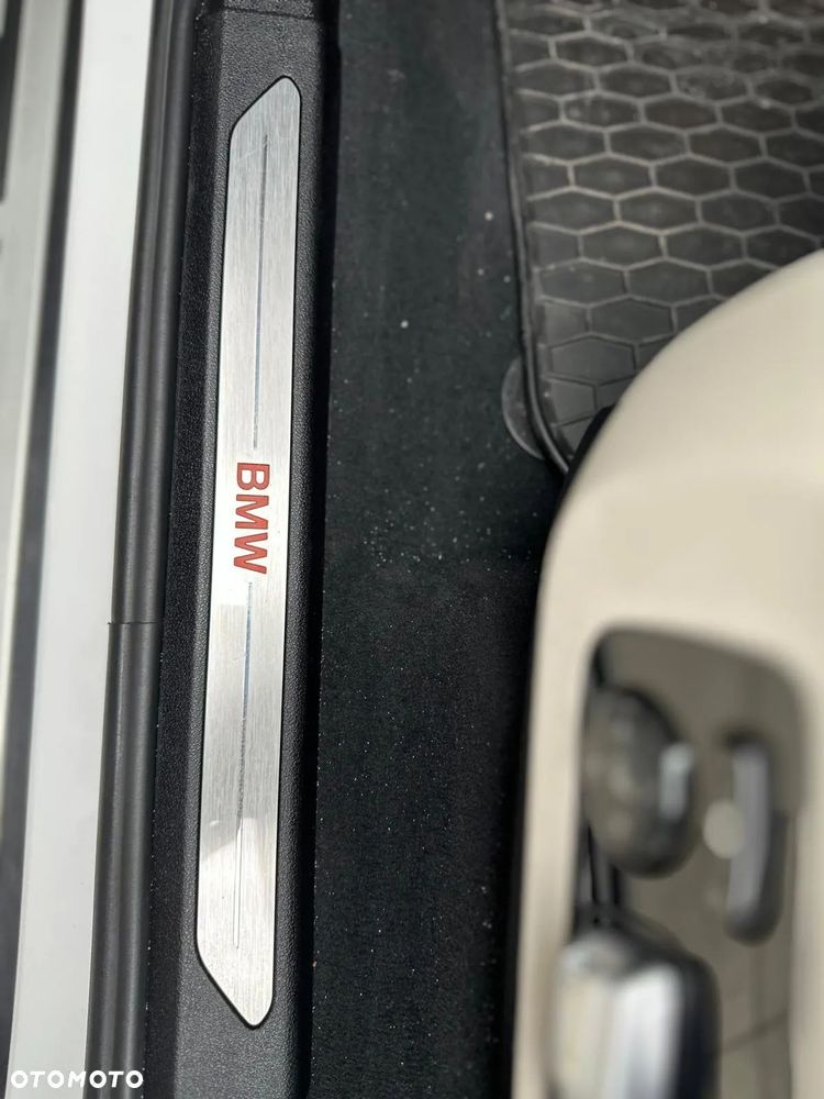 BMW X5 xDrive45e - 37