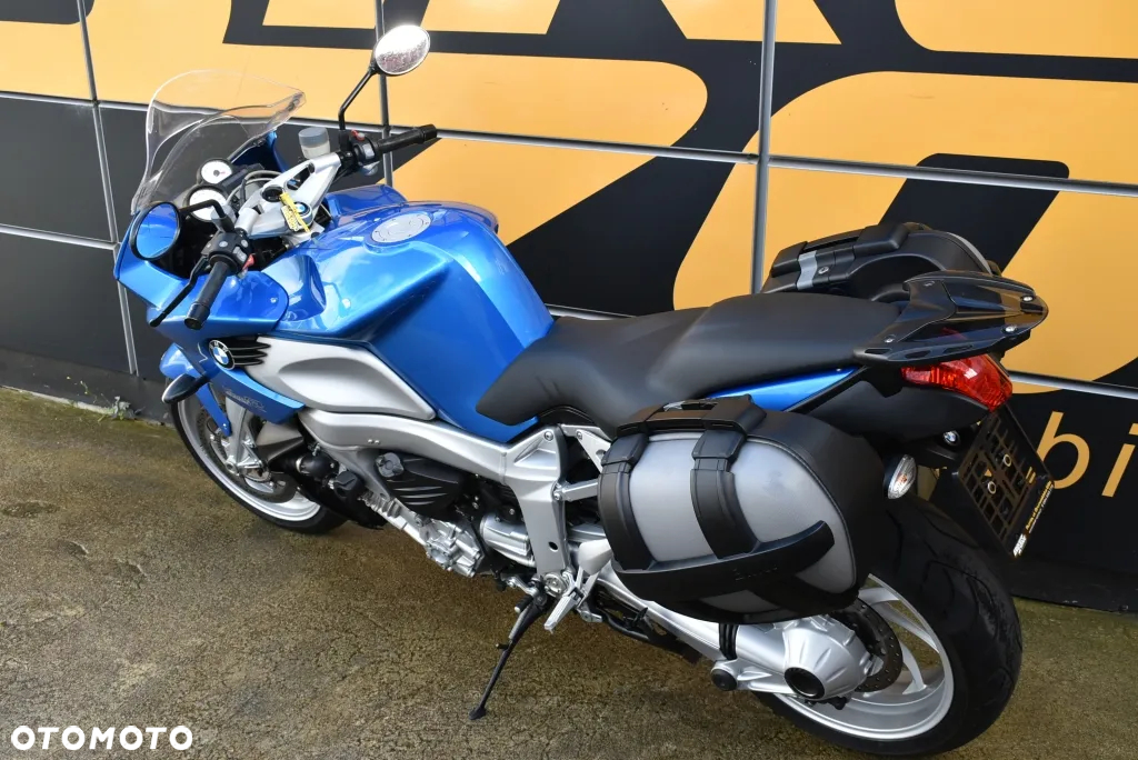BMW K - 8