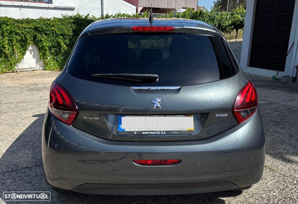 Peugeot 208 1.2 PureTech Style - 5