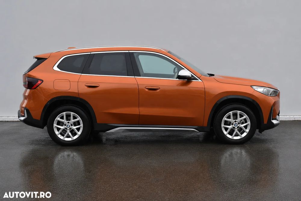 BMW X1 sDrive18d AT - 7