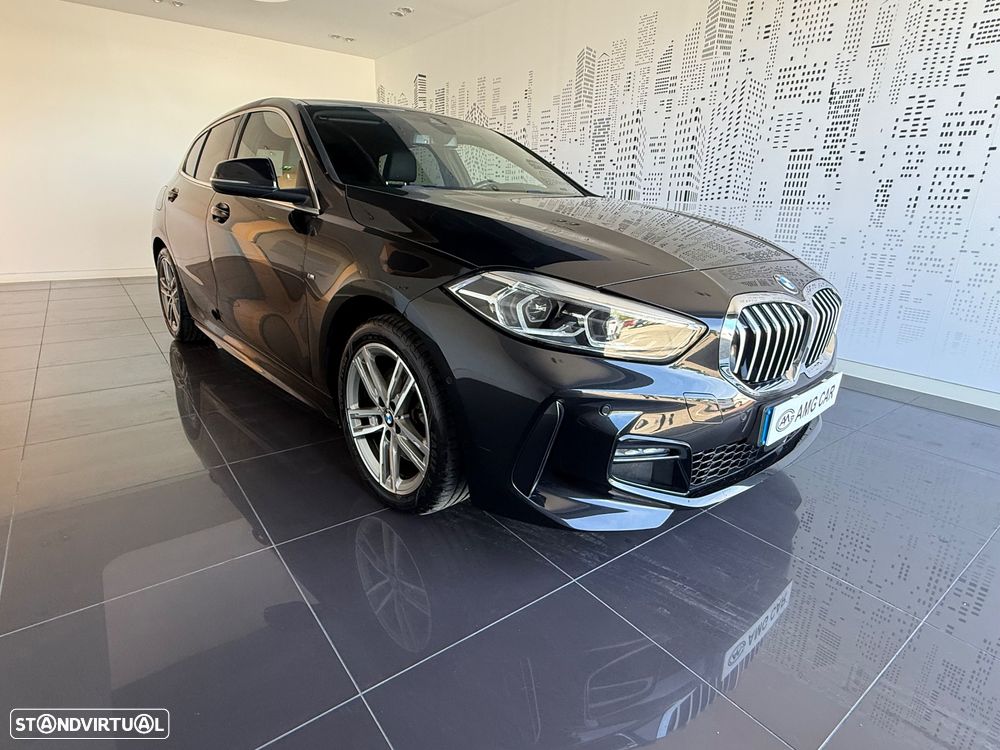 BMW 118 i Pack Desportivo M Auto - 1
