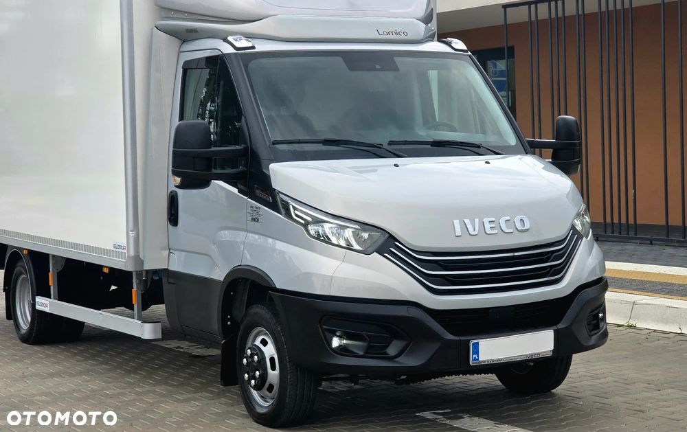 Iveco ❗️❗️DAILY 3.0 180KM 50C18 ❗️❗️ZABUDOWA IGLOOCAR 10 PALET / MROŹNIA -32 +32 / AGREGAT THERMOKING V300 MAX / AUTOMAT HI-MATIC / LAKIER METALIC / NAWIGACJA / TEMPOMAT ADAPTACYJNY / PODUSZKI PNEUMATYCZNE / GRUBA ŚCIANKA / WERSJA WZMOCNIONA / SALON POLSKA / FULL LED / MAKSYMALNA DOSTĘPNA OPCJA WYPOSAŻENIA❗❗ STAN - JAK NOWY ❗️ - 10