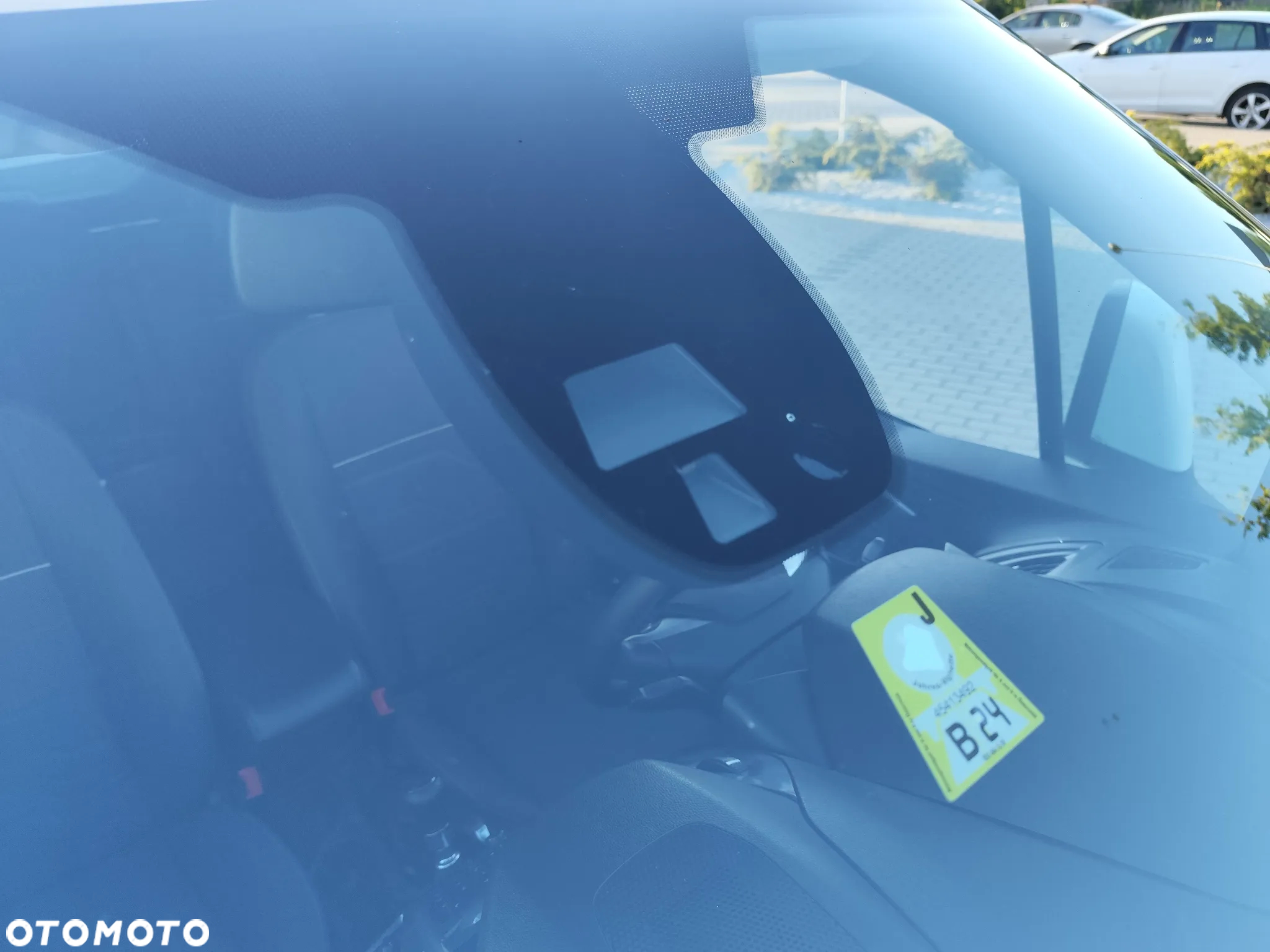 Ford Tourneo Connect Grand - 28