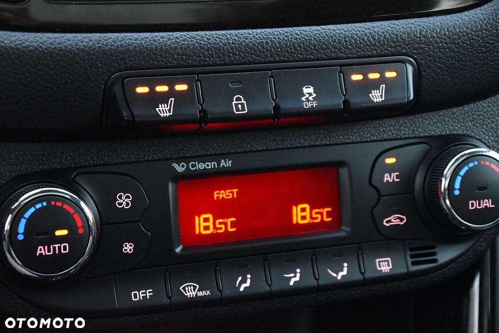 Kia Ceed 1.6 GDI DCT Platinum Edition - 38