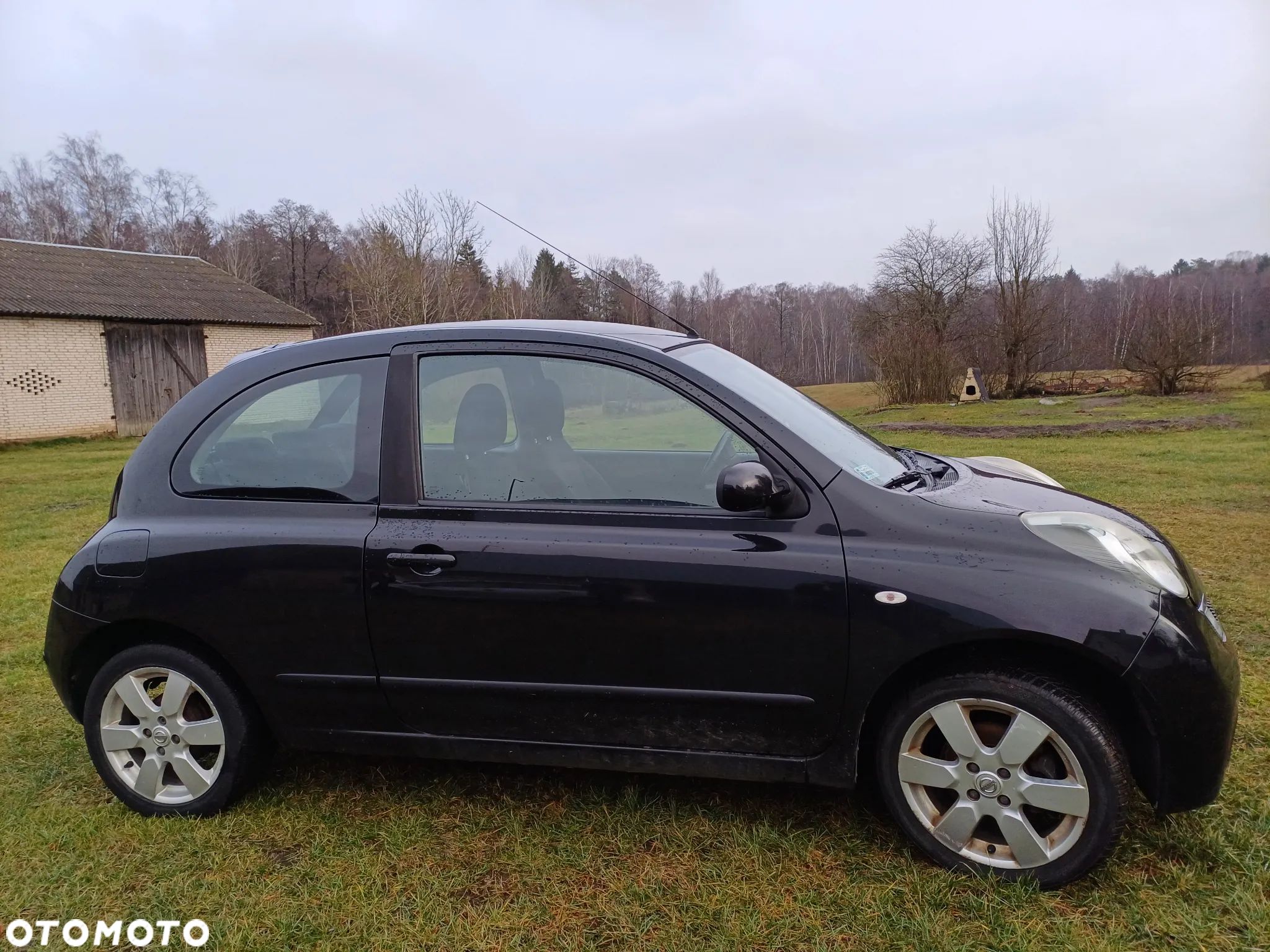 Nissan Micra - 1