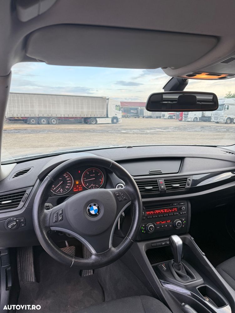 BMW X1 2011 — imagine 6