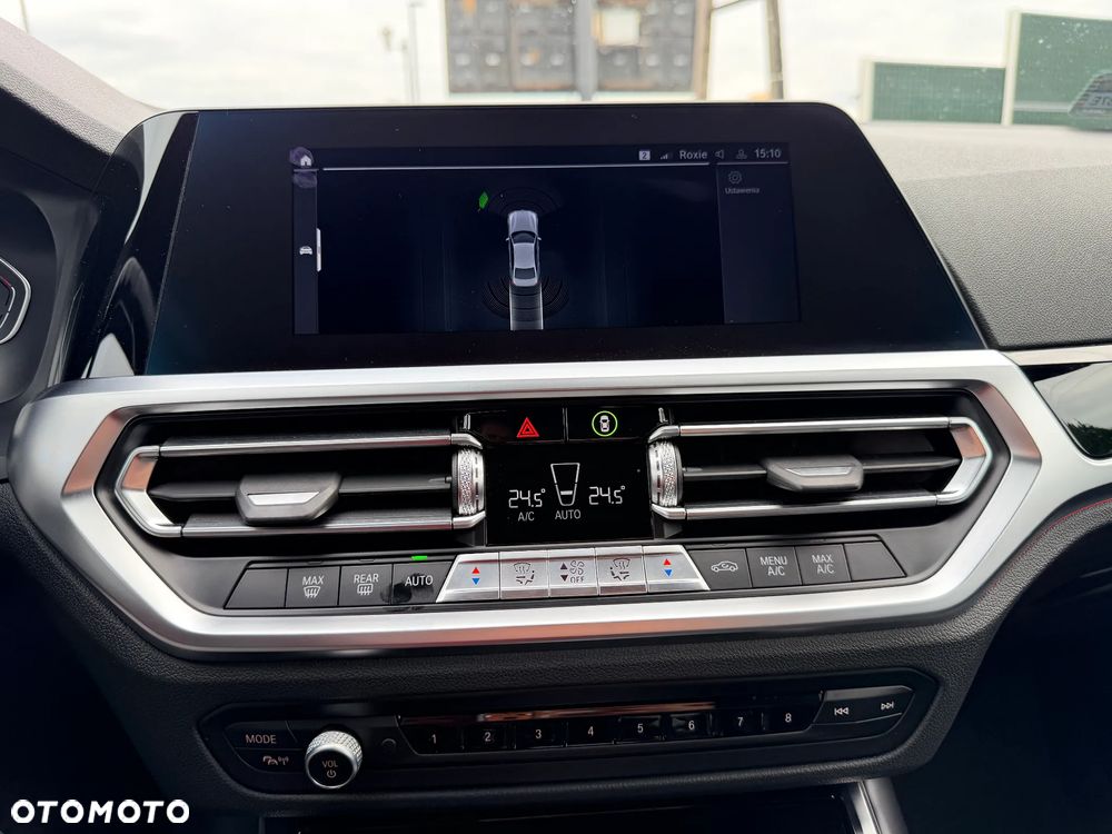 BMW Seria 3 318d M Sport - 25