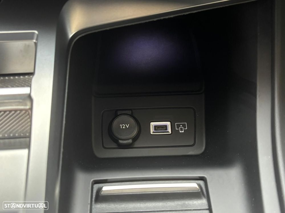 Peugeot 308 1.6 Hybrid GT Pack e-EAT8 - 35