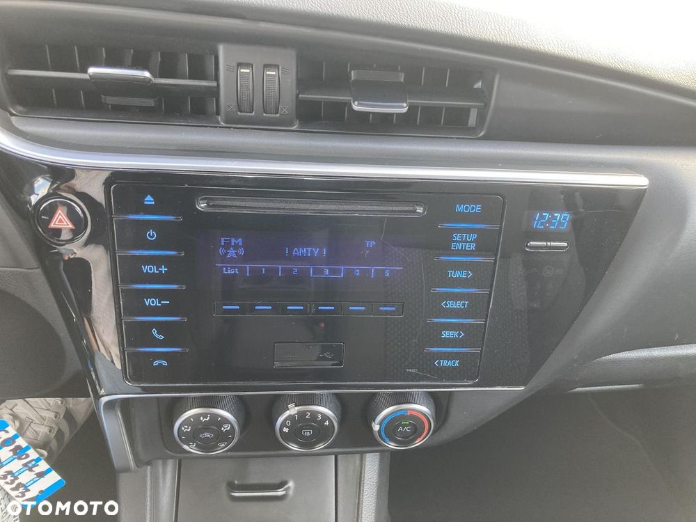 Toyota Corolla 1.6 Premium MS - 16