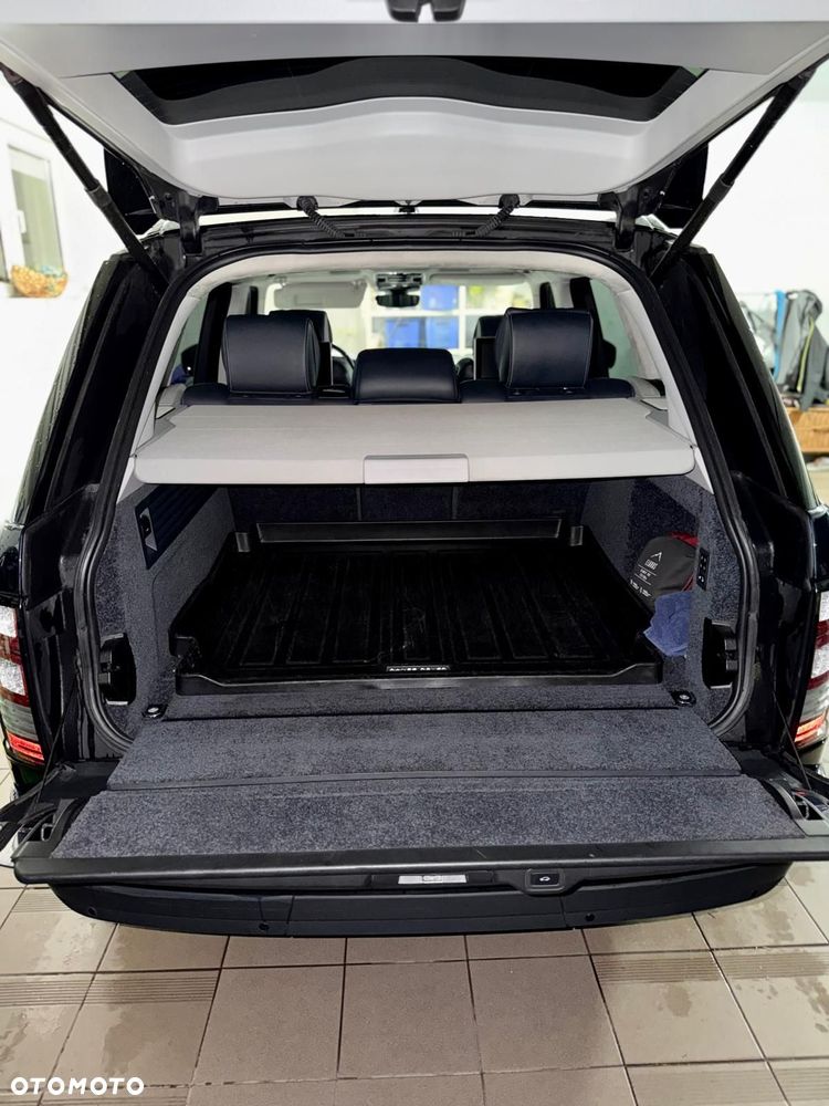 Land Rover Range Rover 4.4SD V8 AB Black - 25
