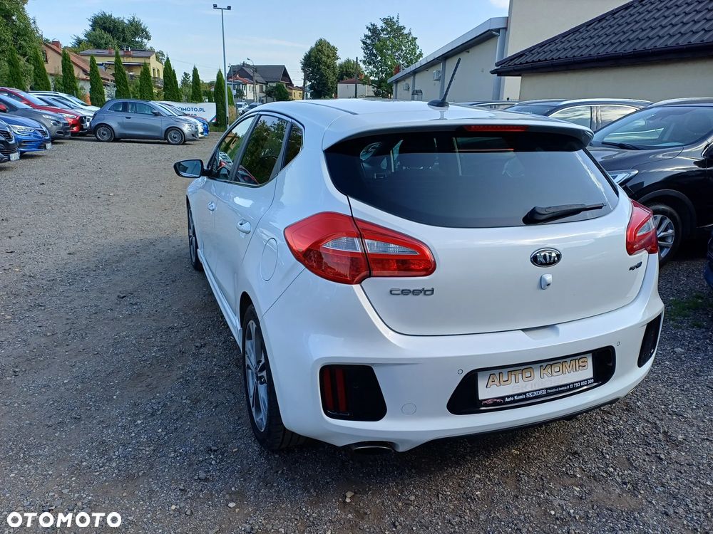 Kia Ceed 1.0 T-GDI ISG GT Line - 4