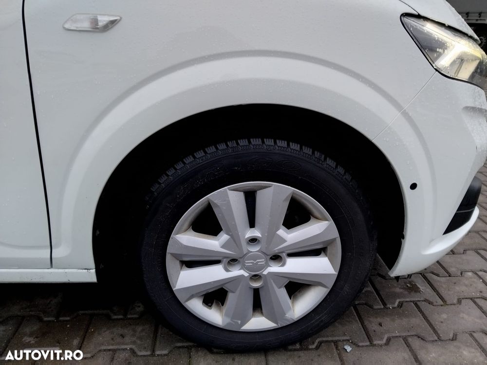 Dacia Logan TCe 90 MT6 Journey - 5