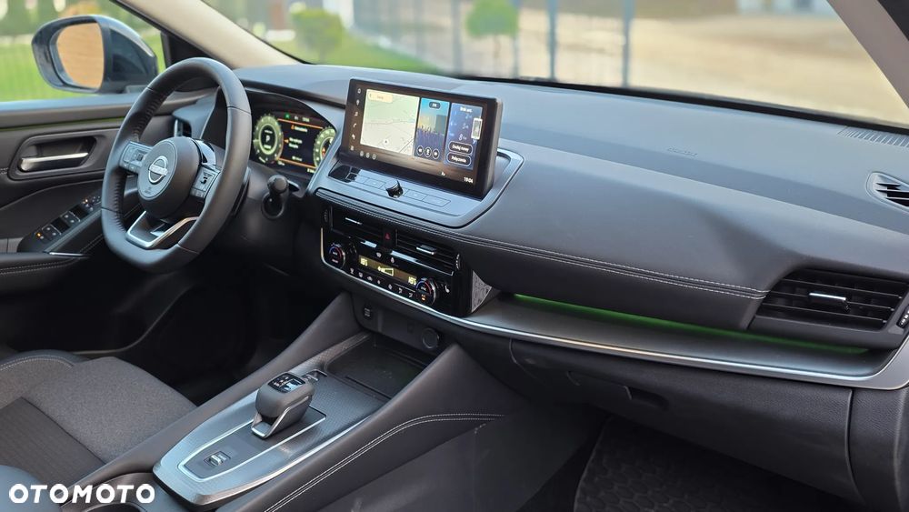 Nissan Qashqai 1.3 DIG-T MHEV N-Connecta Xtronic - 33