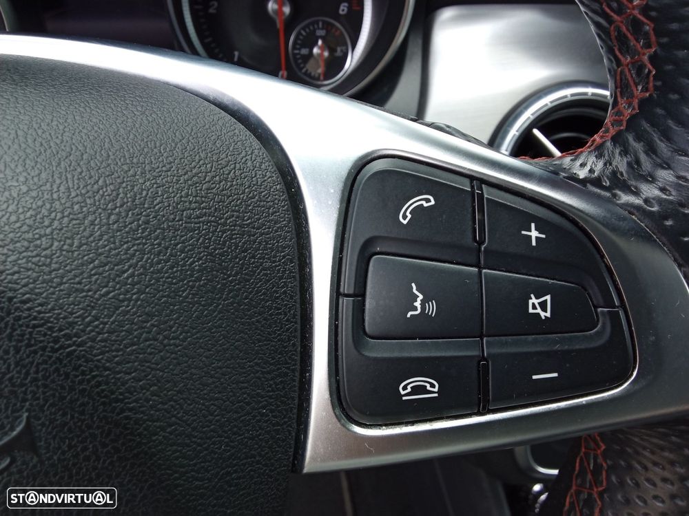 Mercedes-Benz CLA 180 d Shooting Brake AMG Line - 20
