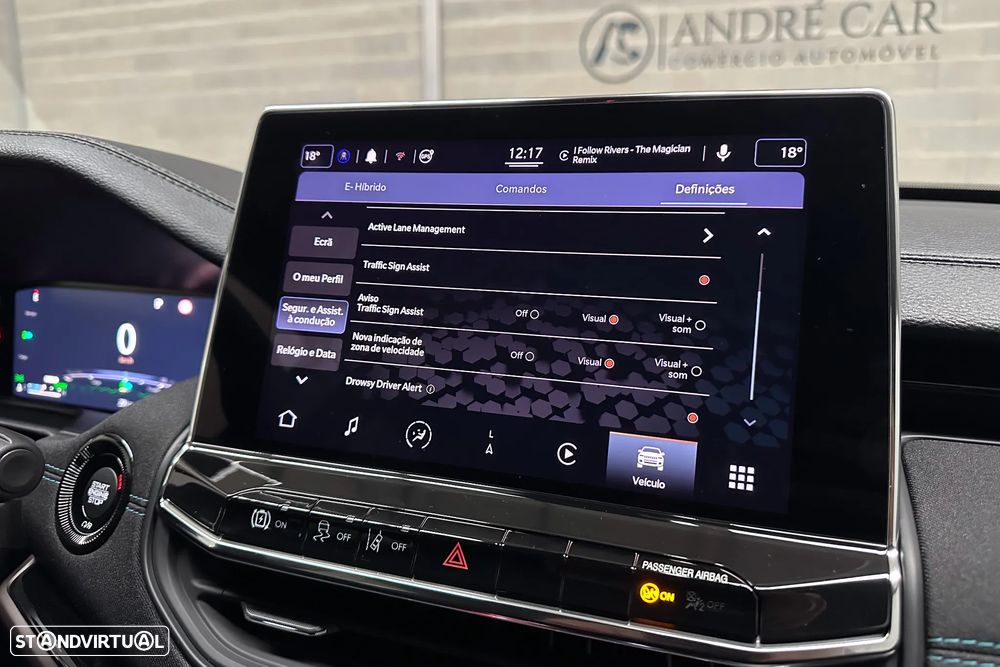 Jeep Compass 1.3 T4 4xe PLUG-IN HYBRID Auto Upland - 32