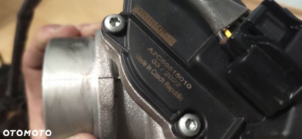 ZAWÓR EGR VDO MASTER II TRAFIC II 2.5 DCI 06- - 7