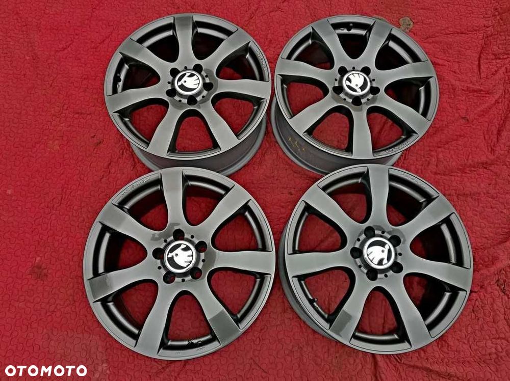 KOŁA lato 17' SKODA Superb KAROQ VW Passat T-Roc  - ET35 - 5x112 - 215/55/17 - j.NOWE - 1