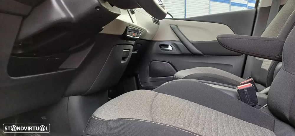 Citroën Grand C4 Spacetourer - 31