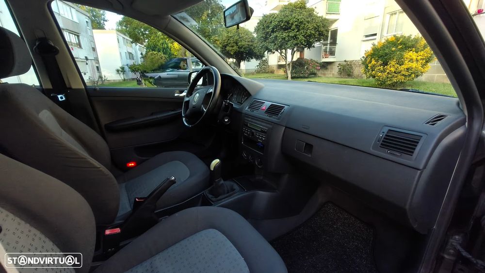 Skoda Fabia - 7
