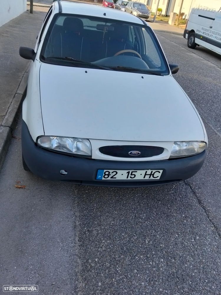 Ford Fiesta 1.8 D Studio - 1