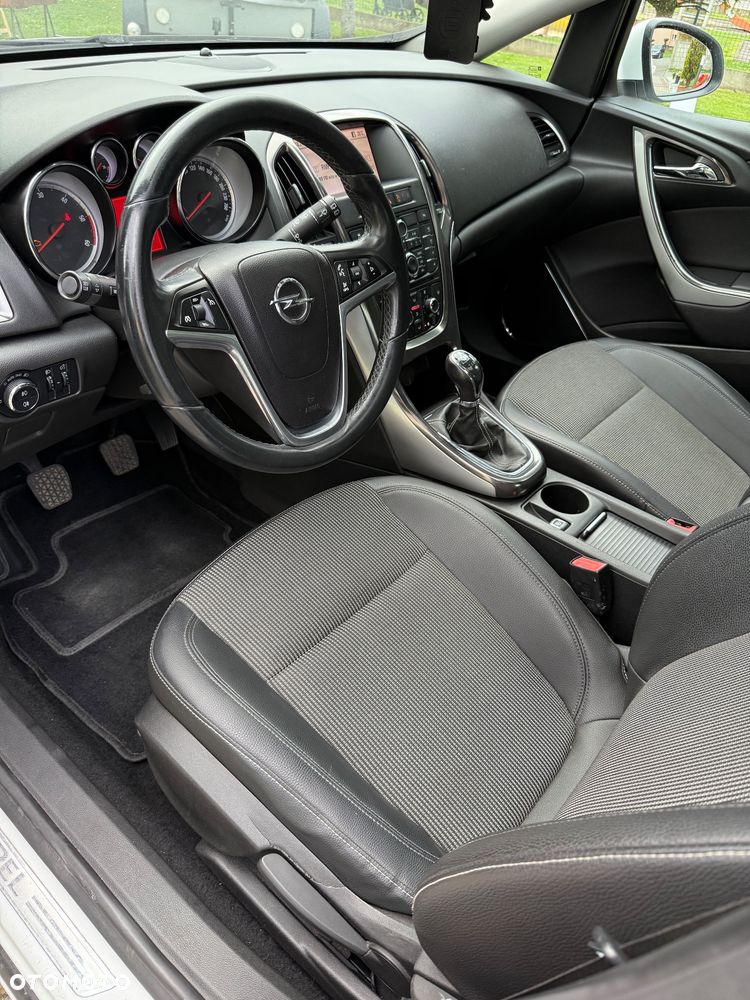 Opel Astra - 9