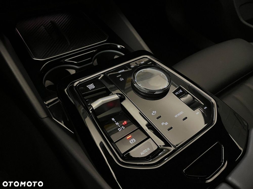 BMW Seria 5 520d mHEV M Sport - 30