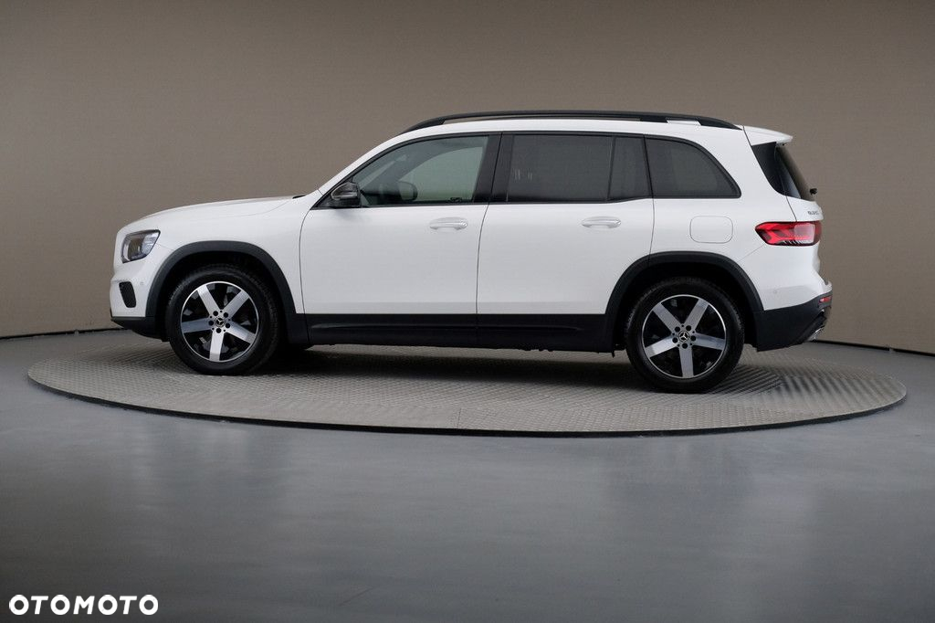 Mercedes-Benz GLB - 4