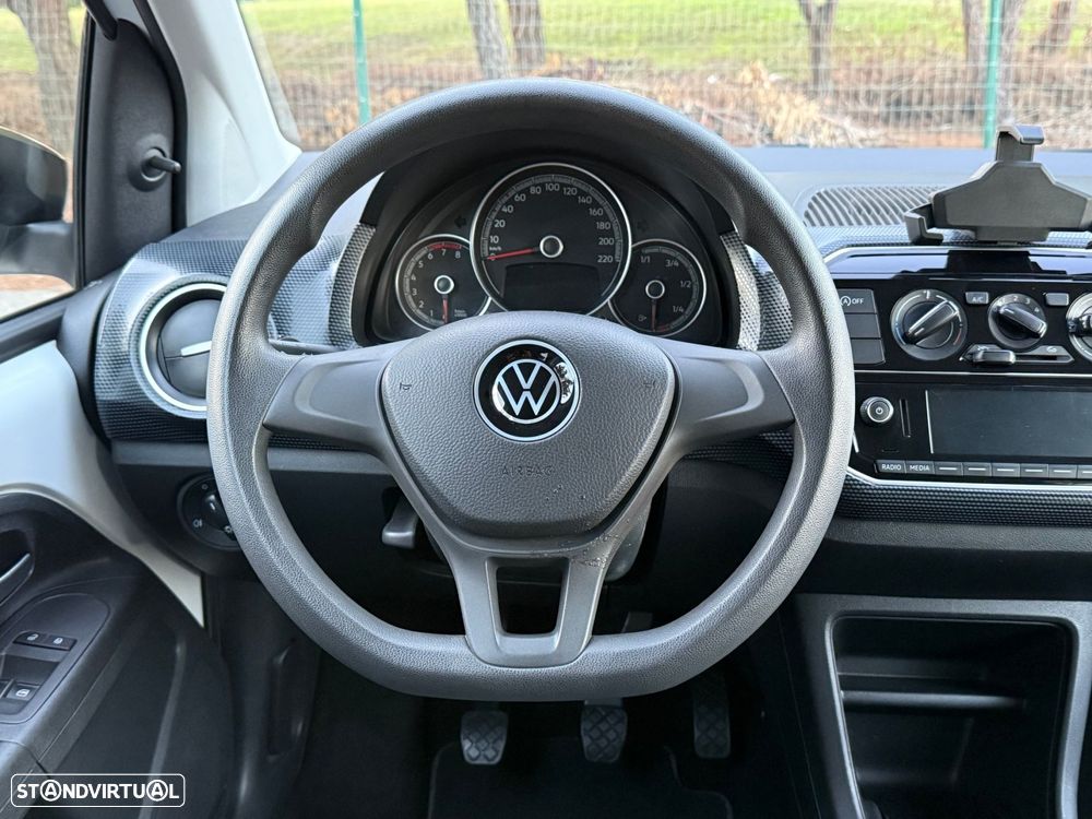 VW Up! 1.0 Move - 40
