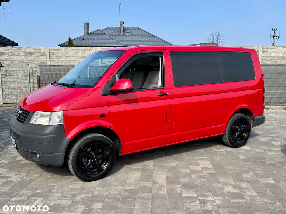 Volkswagen Caravelle - 7