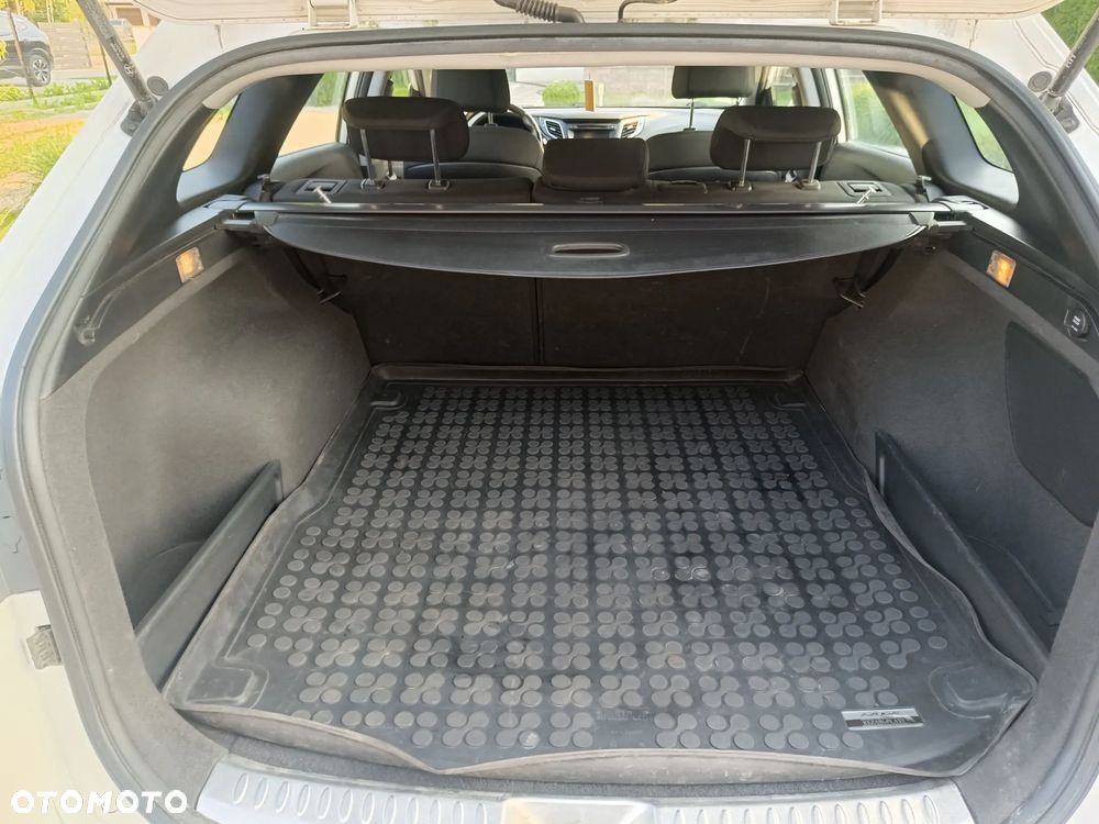 Hyundai i40 i40cw 1.7 CRDi Fifa World Cup Edition - 14