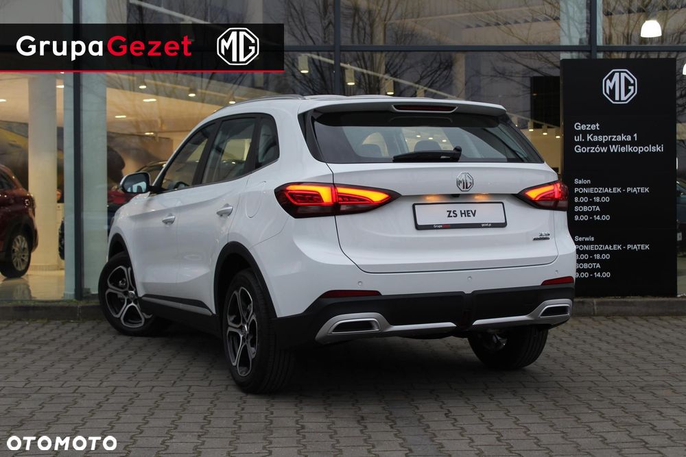 MG ZS - 4